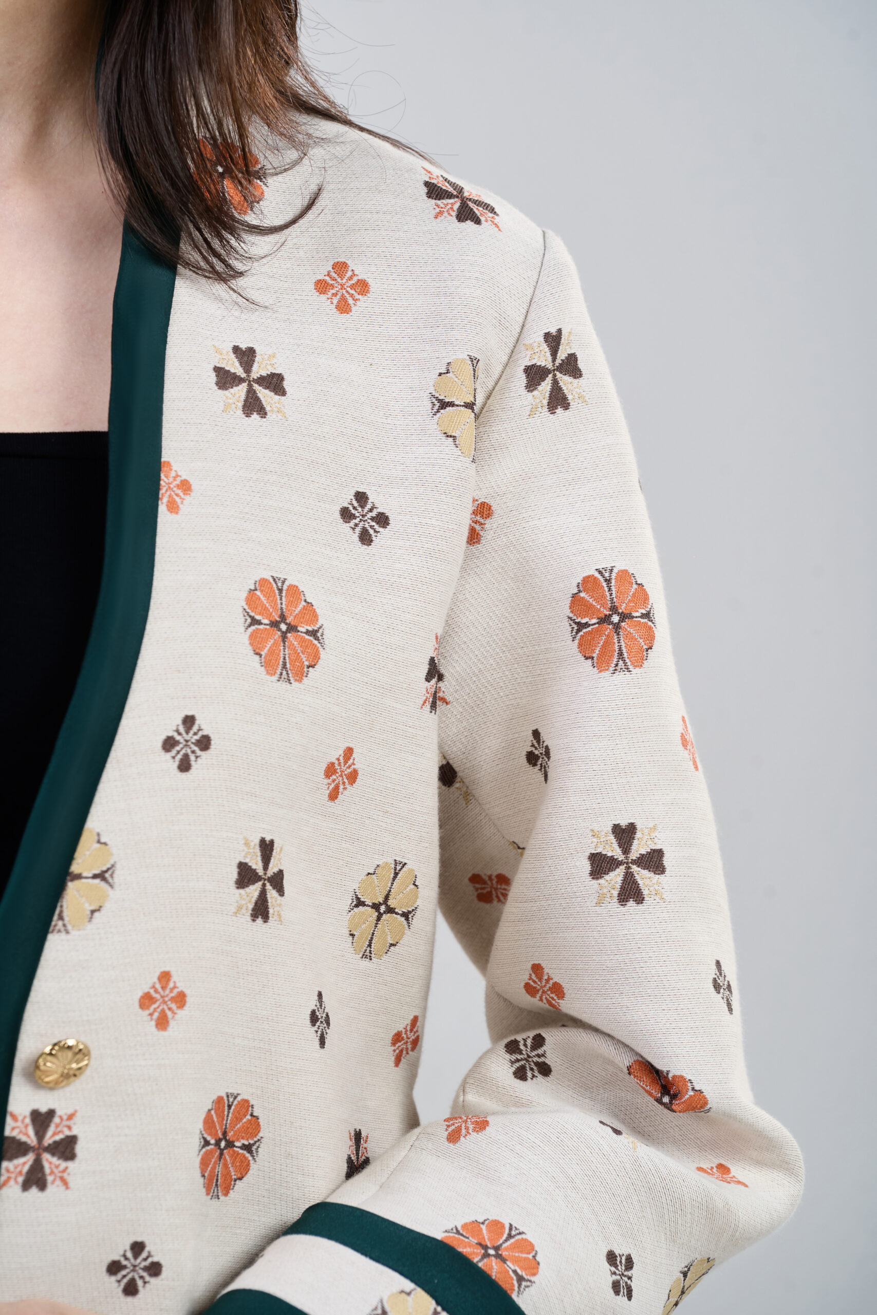 Details Arunviman - Majestic Bloom Blazer Details Arunviman - Majestic Bloom Blazer